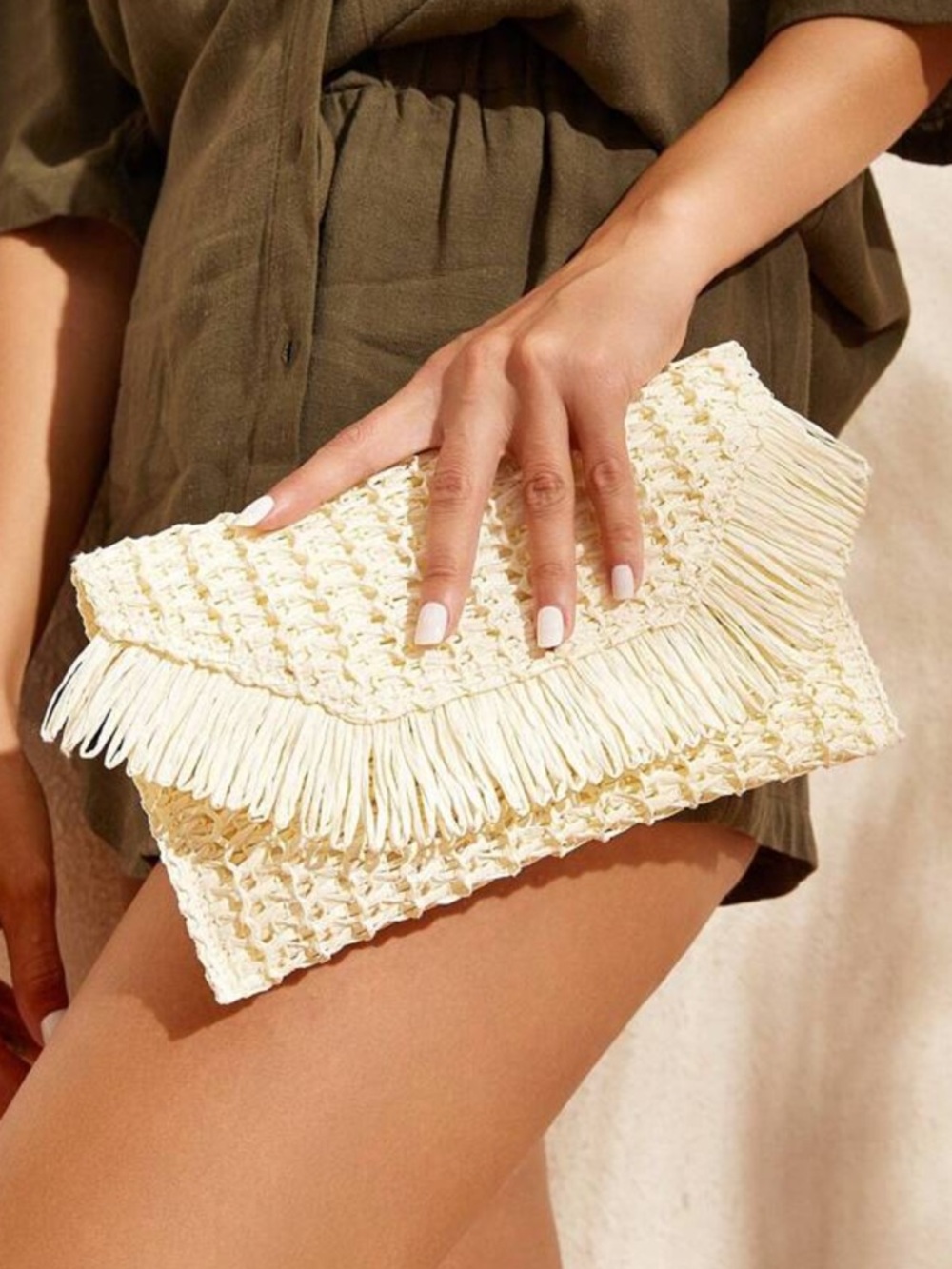 Boho Crème Fringe Clutch NWT 🌻